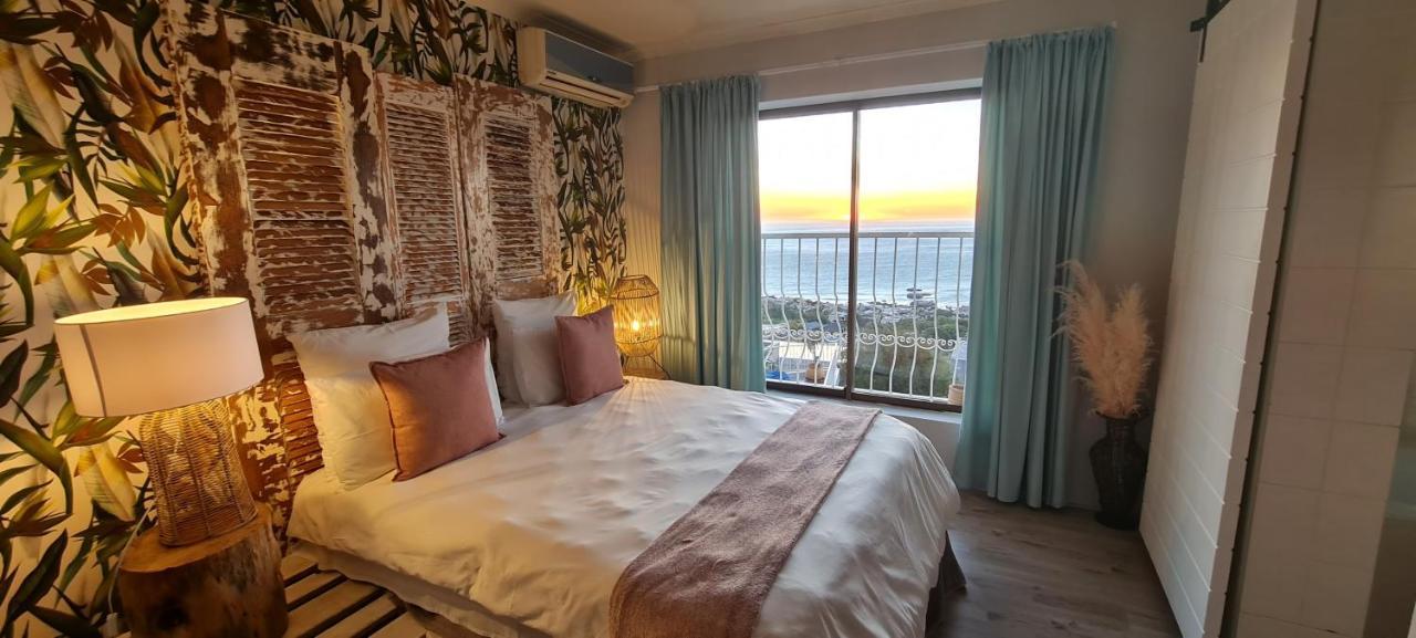 African Vibes Camps Bay Bed and Breakfast Kaapstad Buitenkant foto